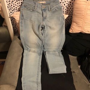 Levi’s 710 skinny jeans